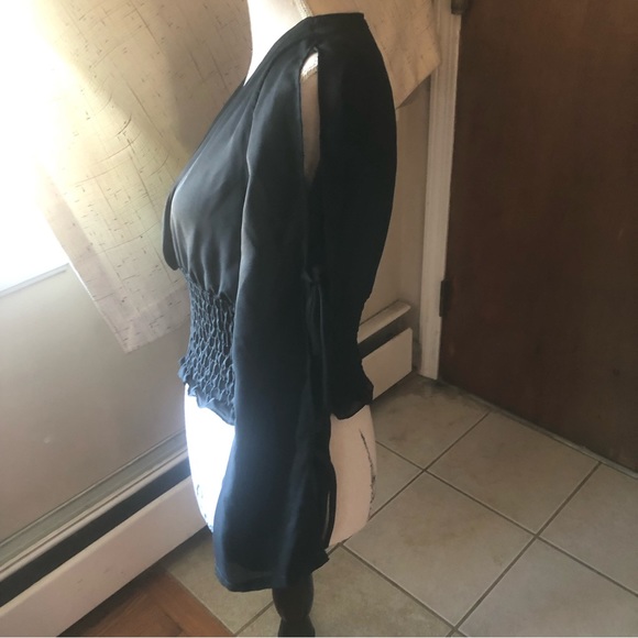 HALLOWEEN RAGE CLOTHING Women's Sexy Black Cold Shoulder LS Blouse Shirt Sz M - Picture 3 of 10